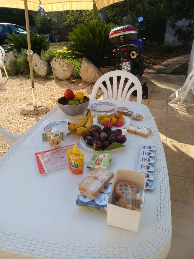 Le Due Capanne Bed & Breakfast Castiglione d'Otranto Exterior photo